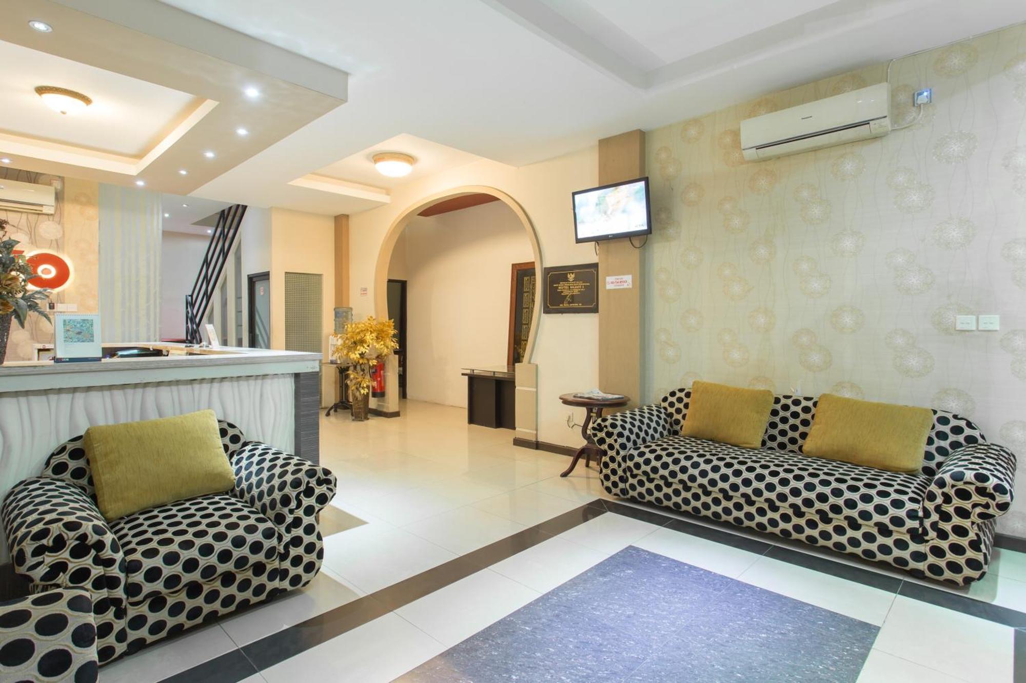 Oyo 663 Hotel Sejati Balikpapan  Eksteriør billede
